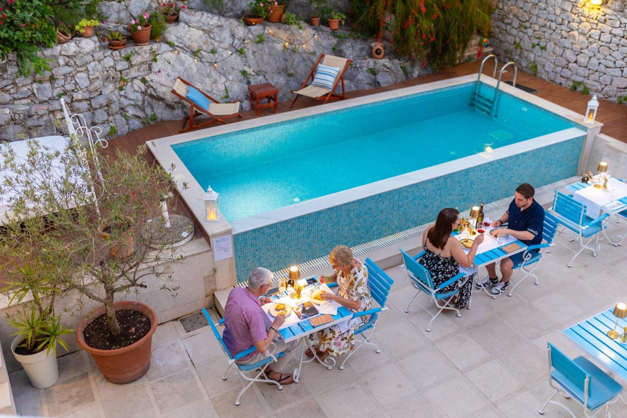 Boutique Hotel Capitano Herceg Novi Exterior photo